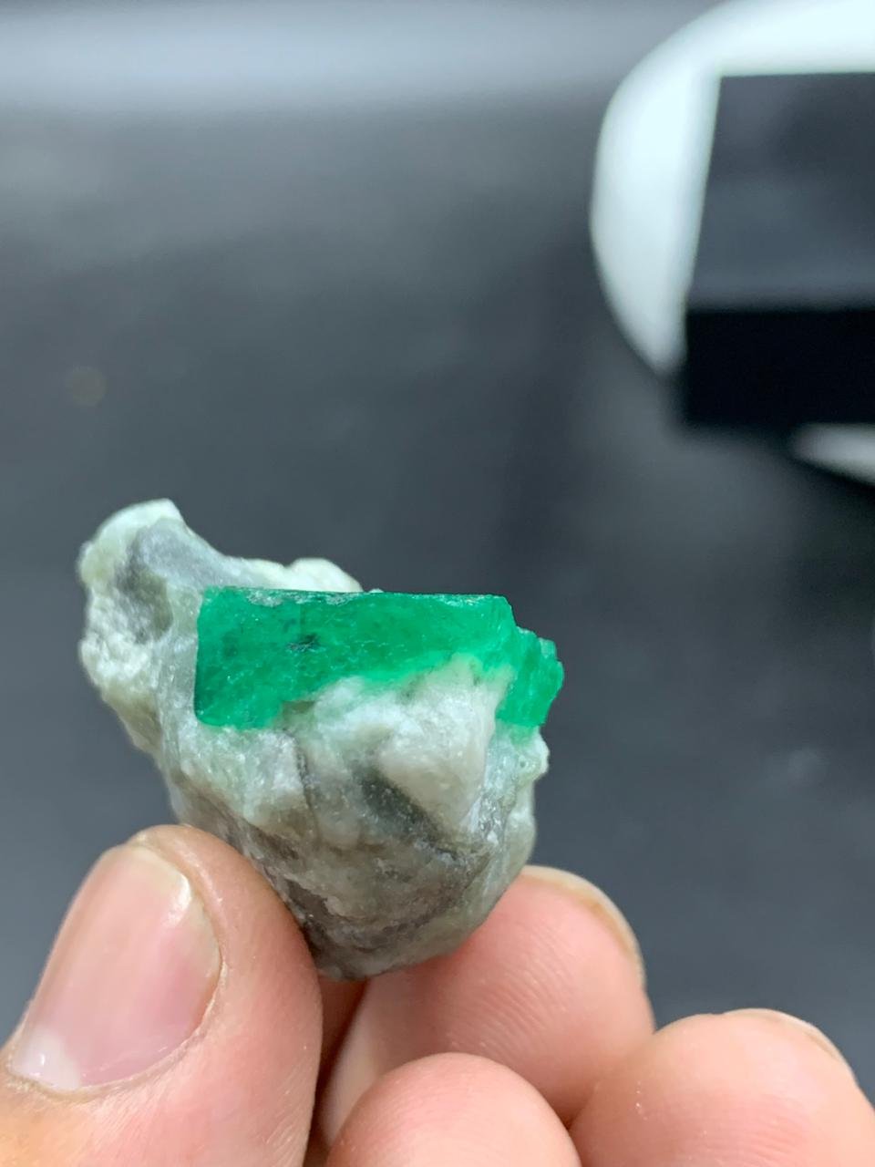Natural Swat Emerald on Mother Rock | 21.09g Specimen Crystal | Raw Green Emerald - Image 6