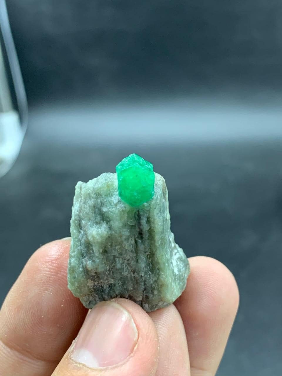 Natural Swat Emerald Specimen 21.55g | Raw Green Emerald Crystal on Matrix | Pakistani Mineral Collector Stone - Image 2