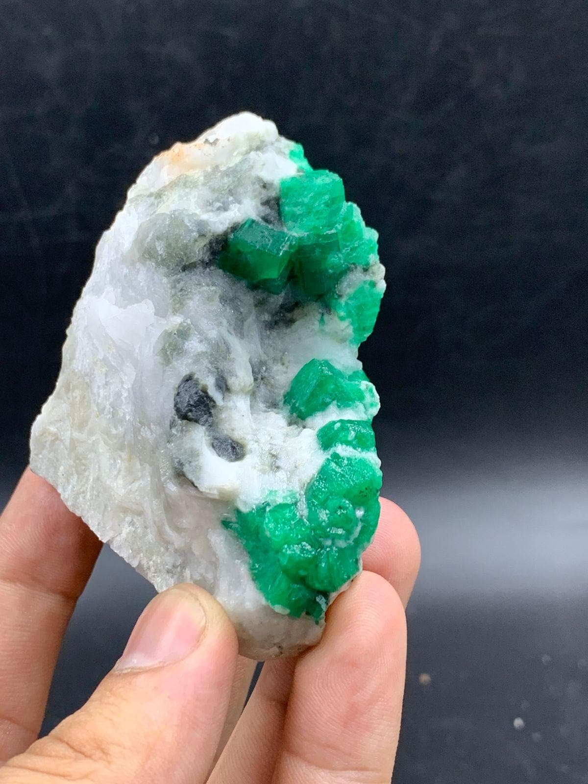 Natural Swat Emerald Crystal Specimen on Matrix 160g Raw Green Emerald Cluster from Pakistan Collector Mineral Display Piece - Image 5