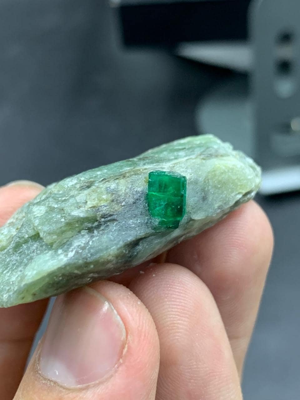 Natural Swat Emerald Specimen 19g Raw Green Emerald Crystal on Matrix from Pakistan Collector Mineral Display Stone - Image 4