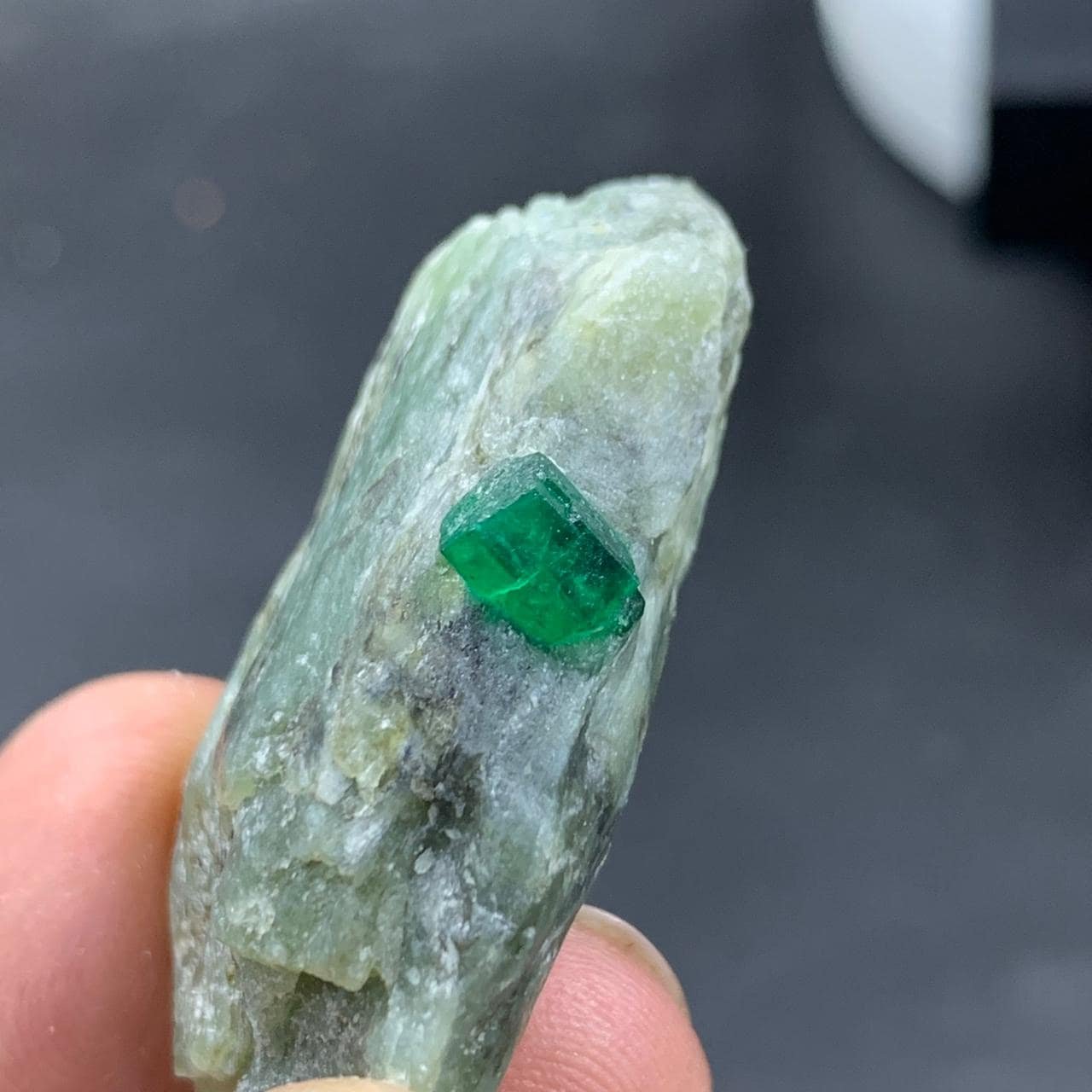 Natural Swat Emerald Specimen 19g Raw Green Emerald Crystal on Matrix from Pakistan Collector Mineral Display Stone - Image 2