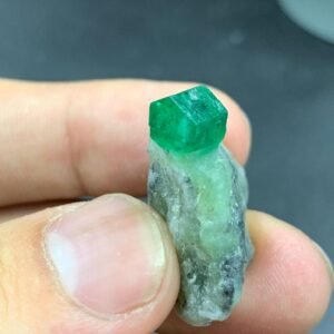Natural Swat Emerald Specimen   9.35g Rough Emerald Crystal from Pakistan | Collector Mineral | Deep Green Gemstone