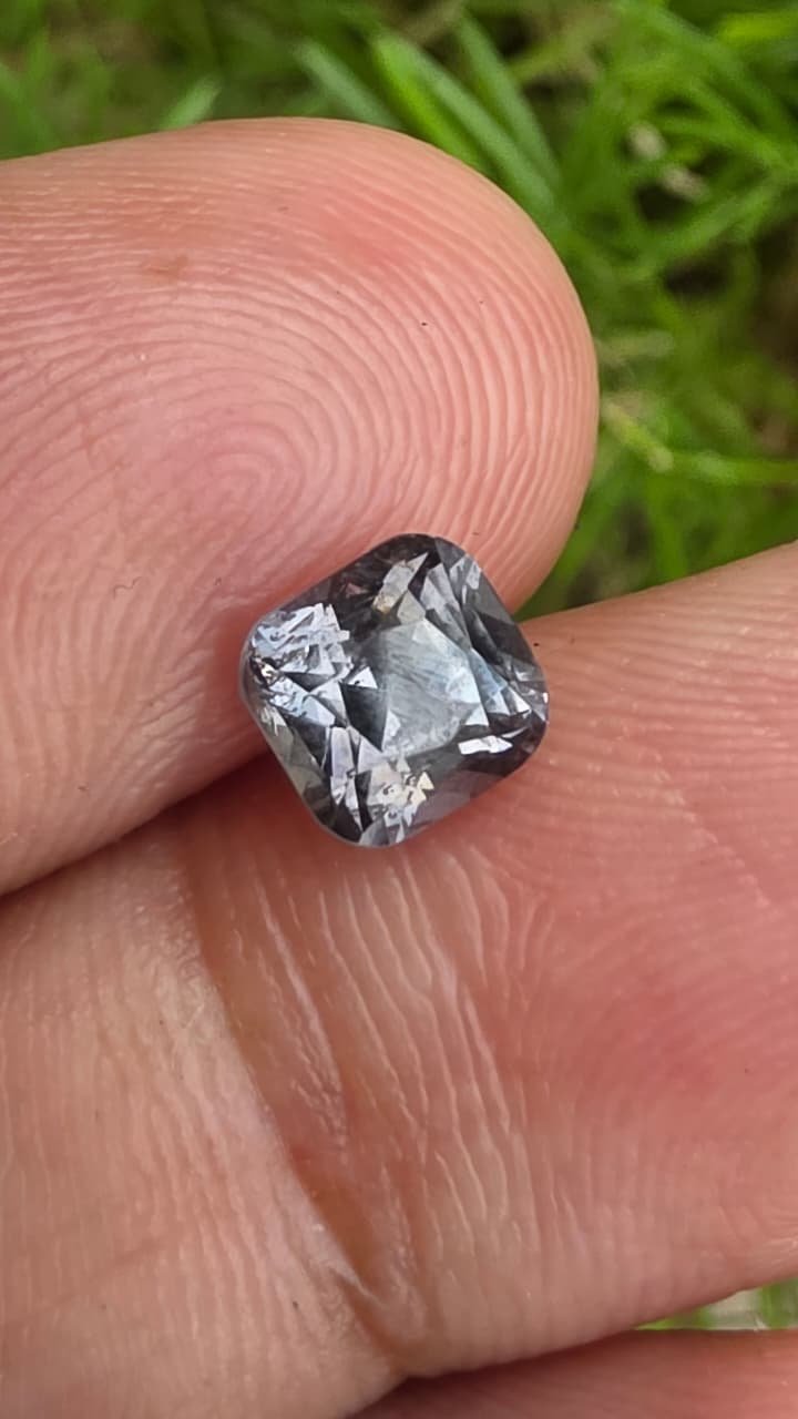 Grey Lavender Cushion-Cut Spinel (1.80 ct)