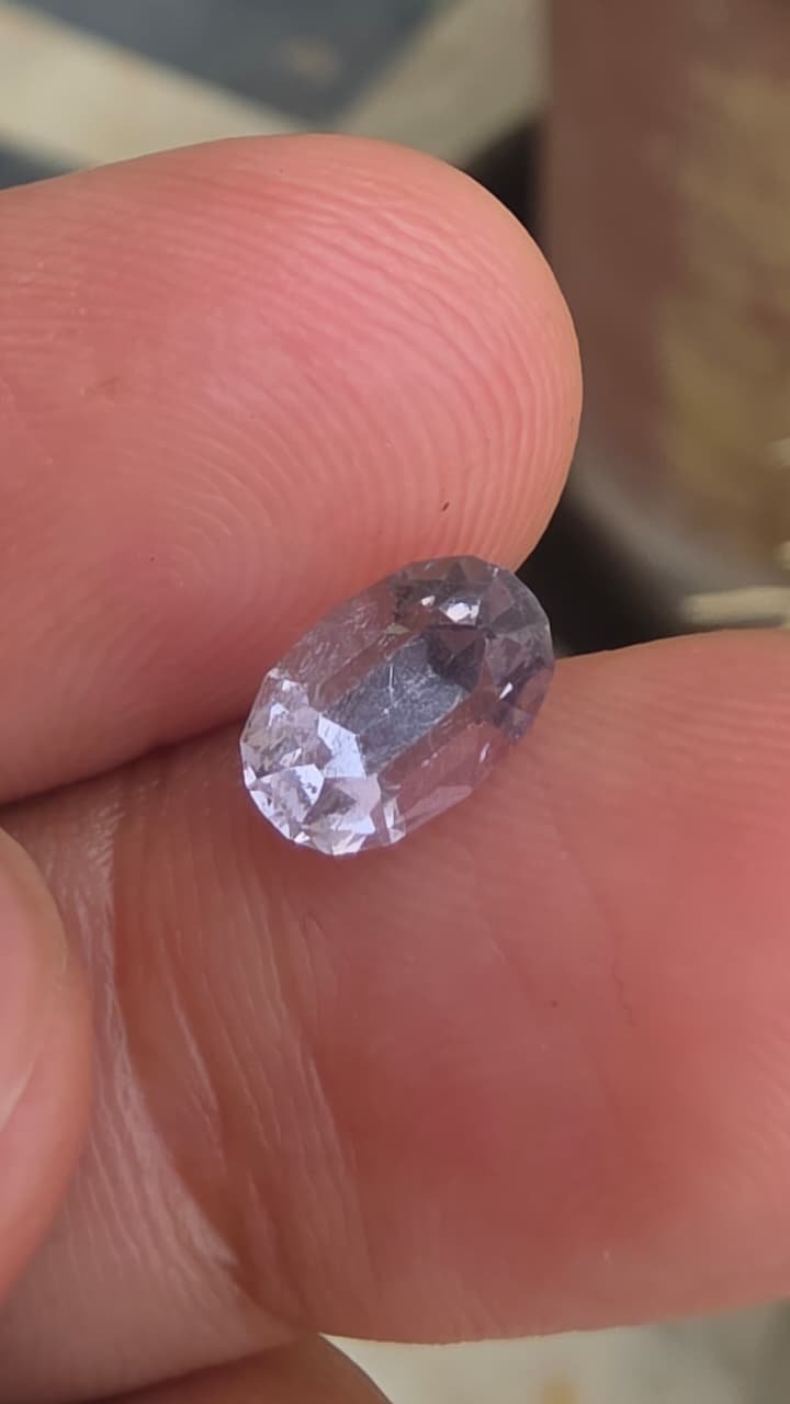 Lilac Lavender Oval-Cut Spinel (1.85 ct)