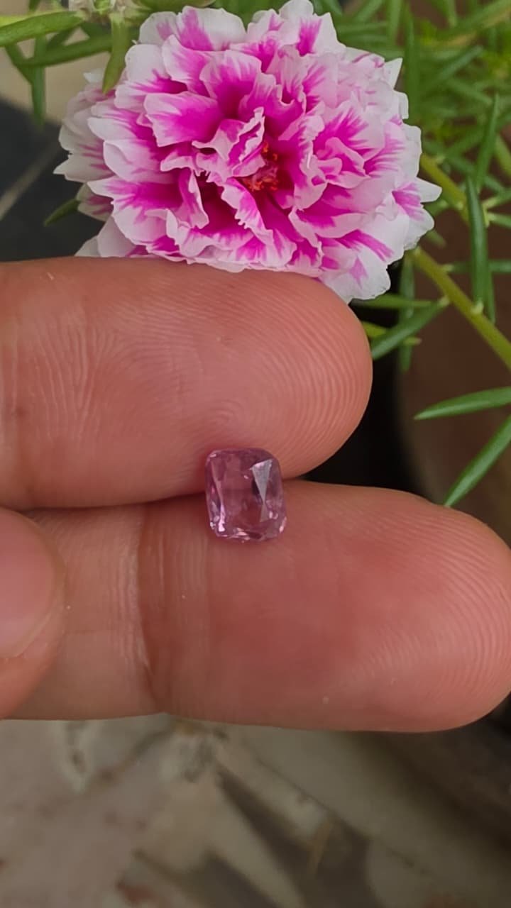 Natural Pink Cushion Cut Spinel (1.50 ct) - Image 2