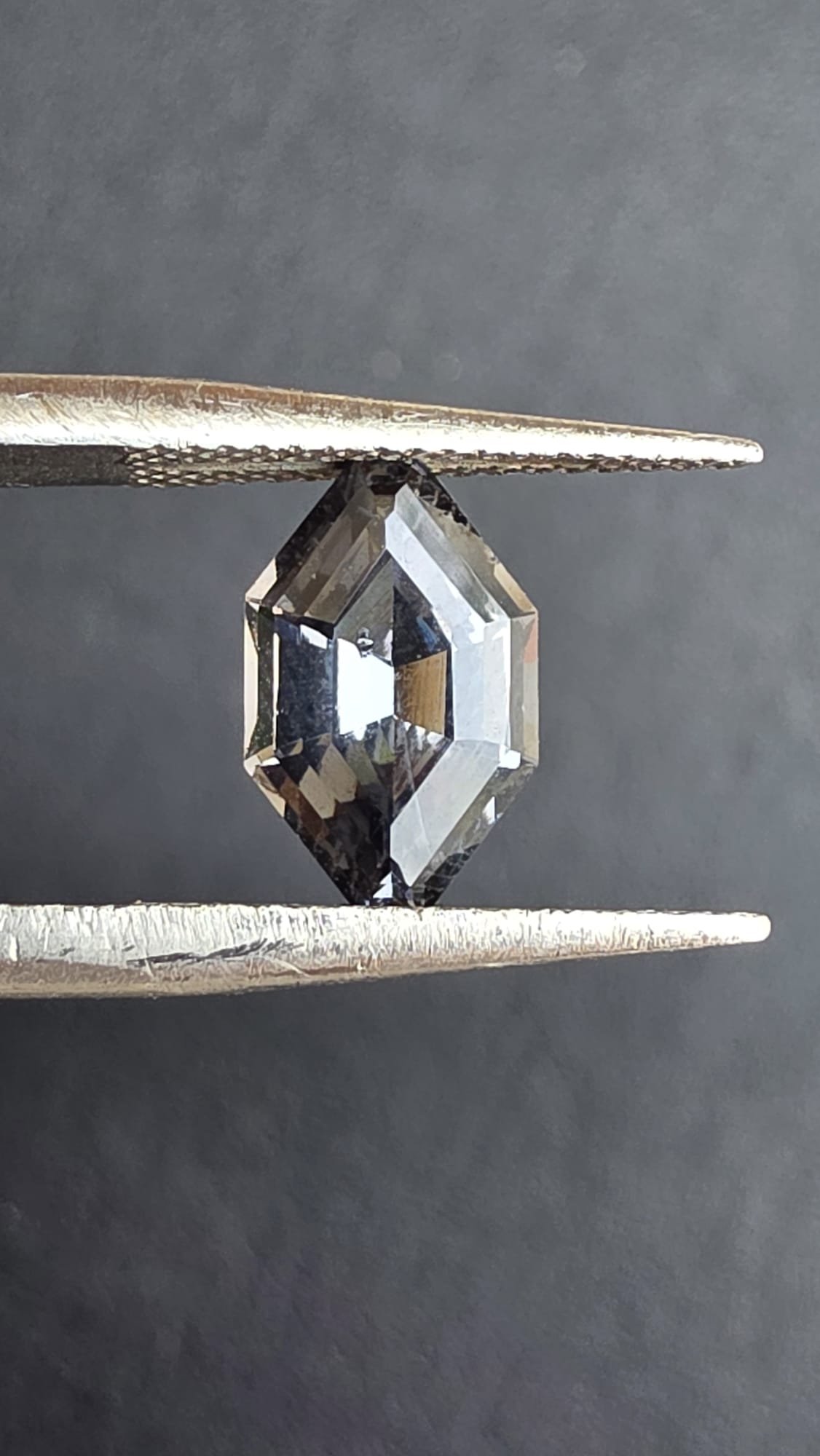 Smoky Grey Spinel 1.55 ct