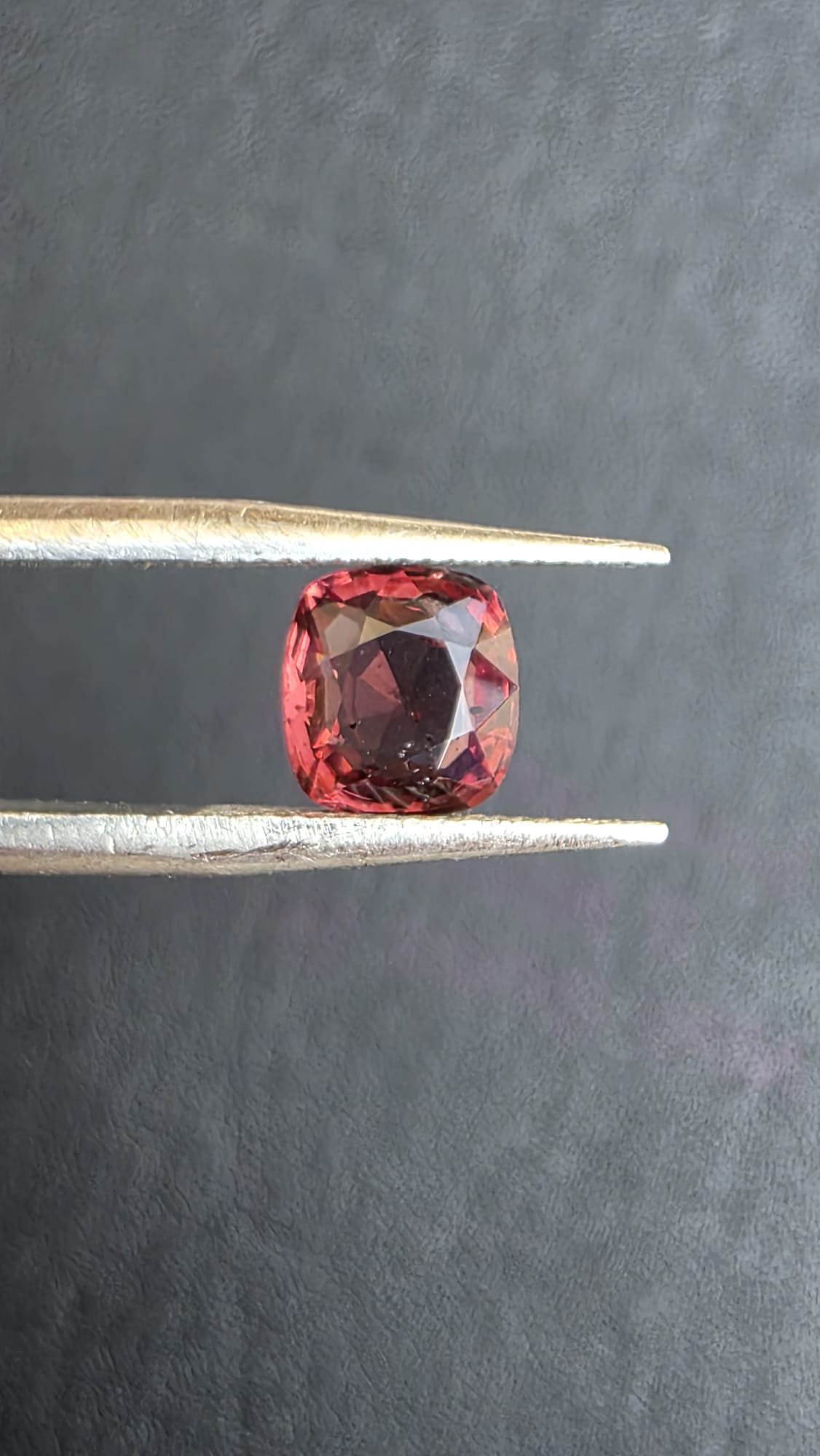 Peach Pink Spinel 1.85 ct