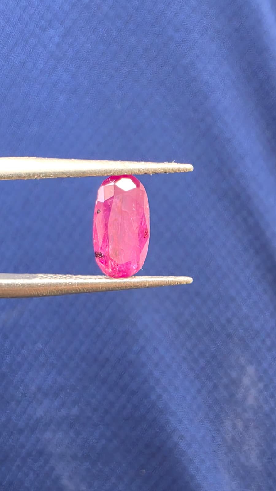 Natural Oval Cut Ruby 2.10 ct - Image 4